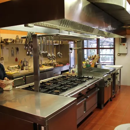 Hotel Delia And Cooking School