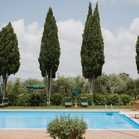 Delia And Cooking School Hotel 4*